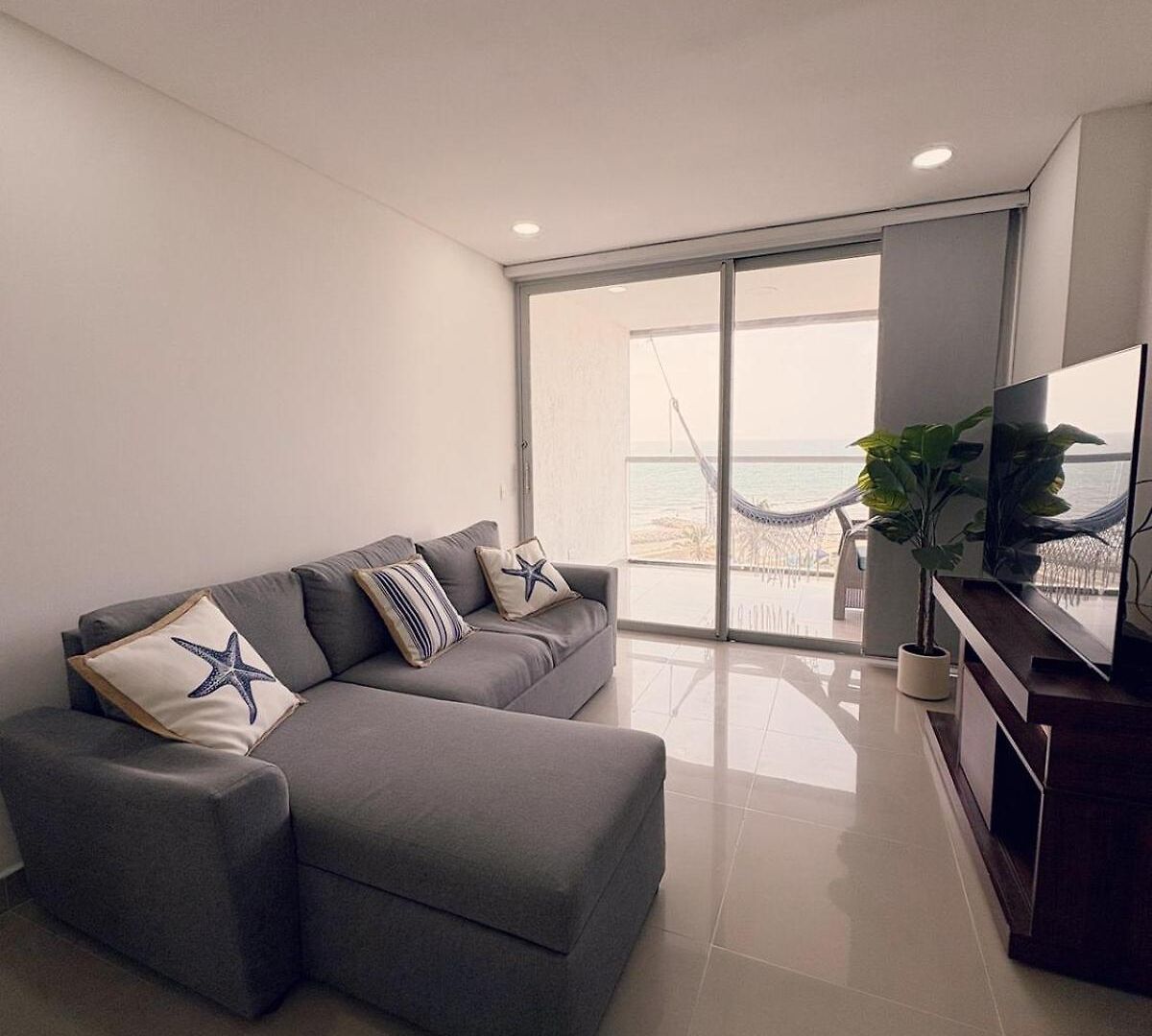 Apartamento Despierta Frente Al Mar Con Playa Y Piscina En