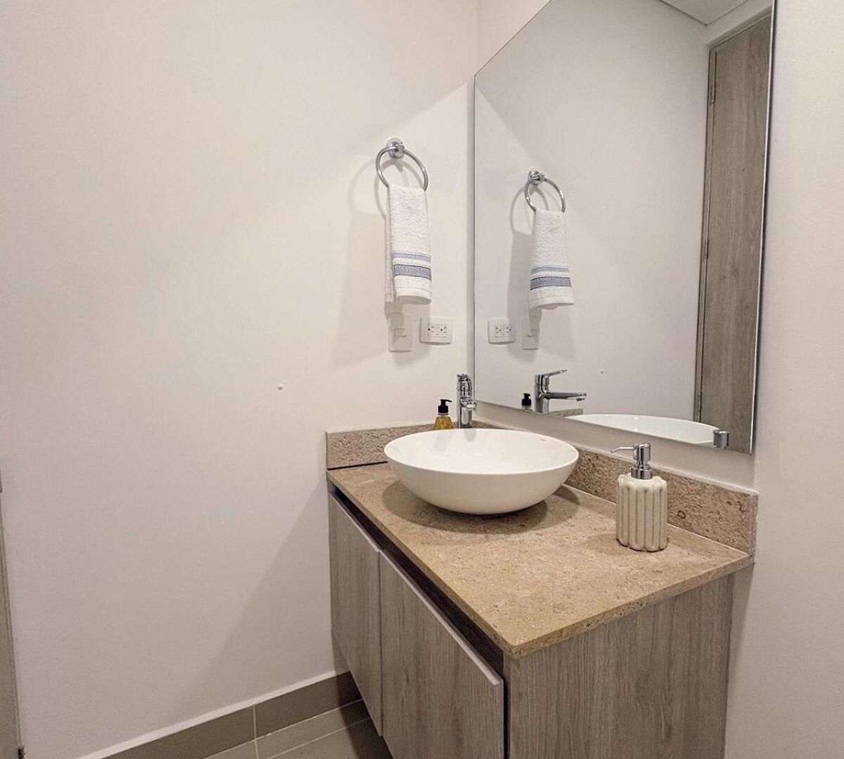 Apartamento Despierta Frente Al Mar Con Playa Y Piscina En Cartagena