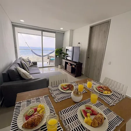 Despierta Frente Al Mar Con Playa Y Piscina En Apartamento Cartagena