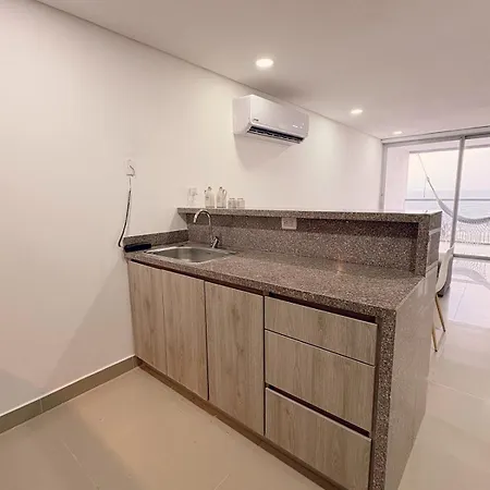 Despierta Frente Al Mar Con Playa Y Piscina En Apartamento *